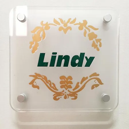 Lindy V-3